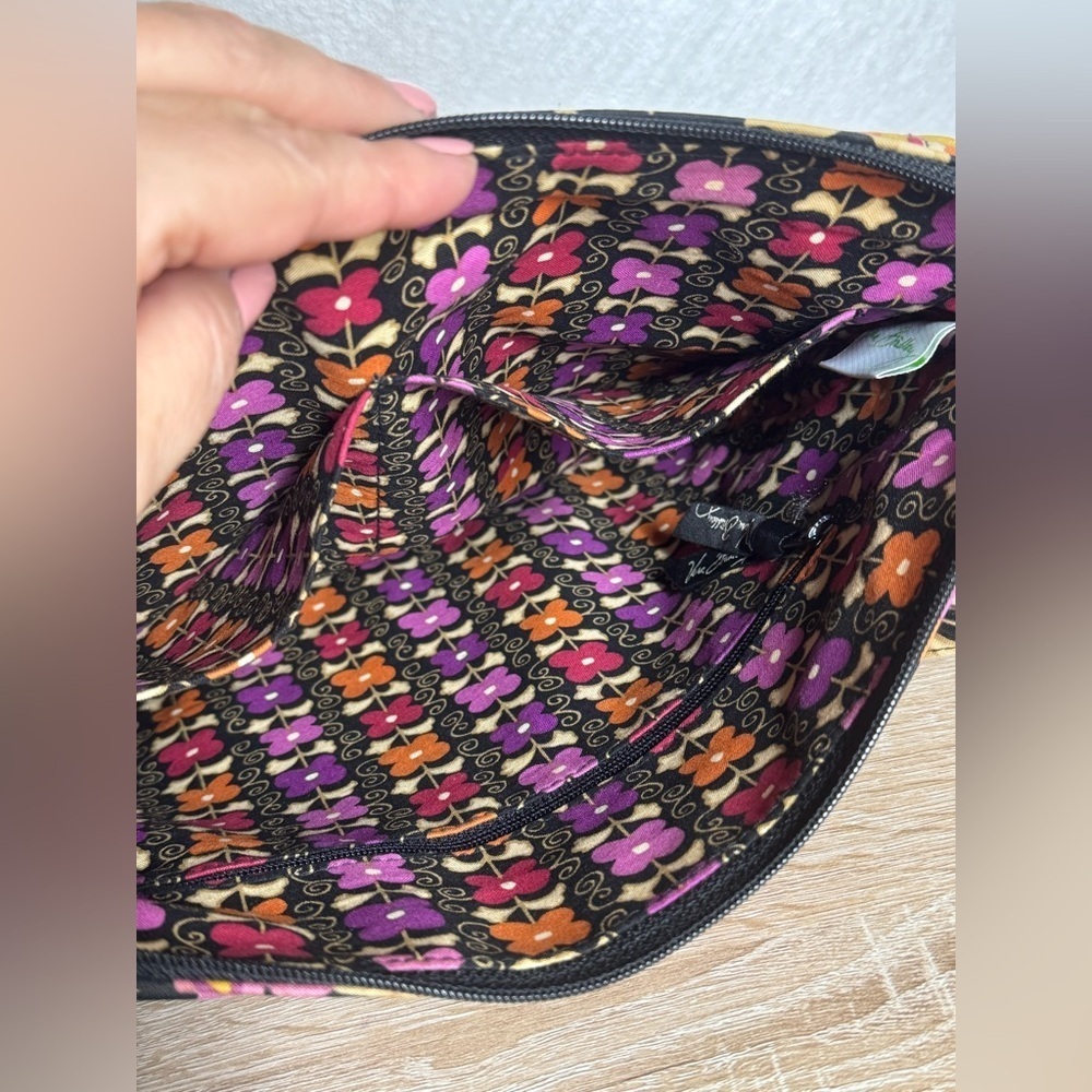 Vera Bradley Med Size Laptop Messenger Crossbody Bag - Picture 5 of 14